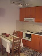 Patriko Traditional Residence