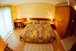 Holiday Club Apartman Hotel