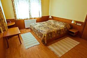Holiday Club Apartman Hotel