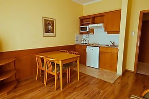 Holiday Club Apartman Hotel