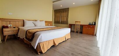 Queen Hotel Ninh Binh