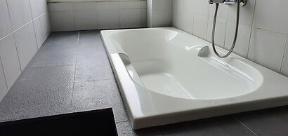 Queen Hotel Ninh Binh