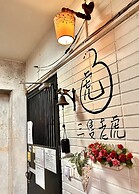 Ximen Triple Tiger Hostel