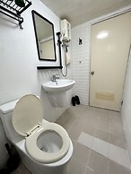 Ximen Triple Tiger Hostel