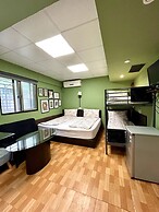 Ximen Triple Tiger Hostel