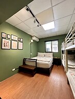 Ximen Triple Tiger Hostel