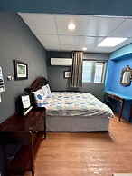 Ximen Triple Tiger Hostel