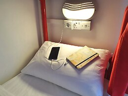 Galway City Hostel & Bar