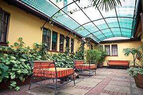 Godials Bed & Breakfast