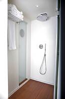 1866 Court & Suites