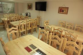 Almudena Apart Hotel