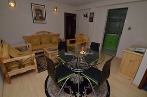 Almudena Apart Hotel