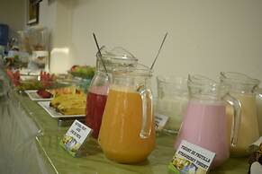 Almudena Apart Hotel