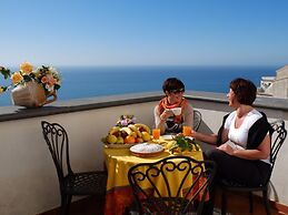 L'Antico Borgo dei Limoni