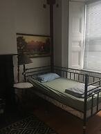 Pring Guesthouse - Hostel