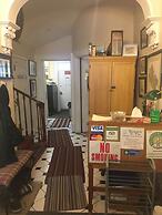 Pring Guesthouse - Hostel