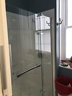 Pring Guesthouse - Hostel