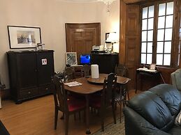 Pring Guesthouse - Hostel