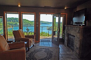 Beaver Lakefront Cabins - Couples Only Getaways