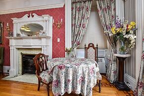 The Noble Suites