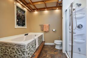 The Noble Suites