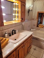 The Noble Suites
