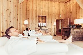 Berghotel Jochgrimm - Your hoome in the Dolomites