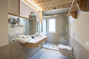 Berghotel Jochgrimm - Your hoome in the Dolomites