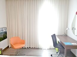 Hampton by Hilton Yopal