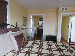 The Swope Manor Bed & Breakfast