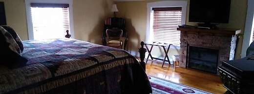 The Swope Manor Bed & Breakfast