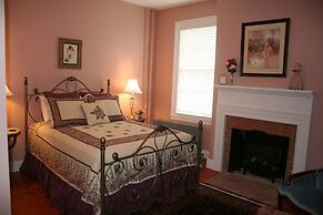 The Swope Manor Bed & Breakfast