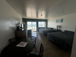 Sunset Oceanfront Lodging