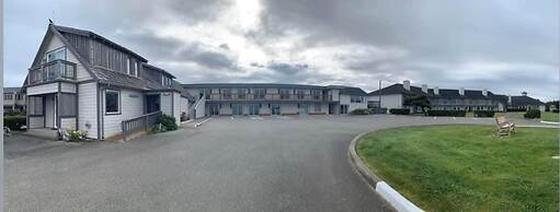 Sunset Oceanfront Lodging