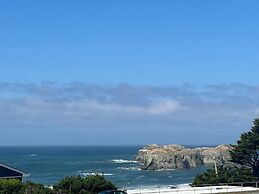 Sunset Oceanfront Lodging