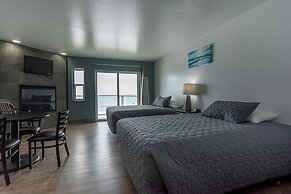 Sunset Oceanfront Lodging