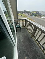 Sunset Oceanfront Lodging