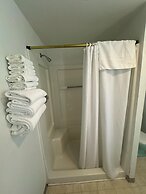 Sunset Oceanfront Lodging