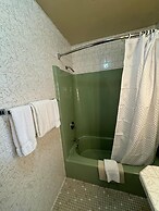 Sunset Oceanfront Lodging