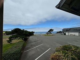 Sunset Oceanfront Lodging