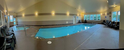 Sunset Oceanfront Lodging