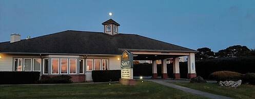 Sunset Oceanfront Lodging