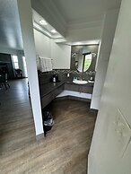 Sunset Oceanfront Lodging