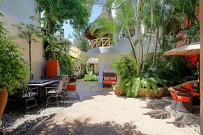 Hotel Vogue