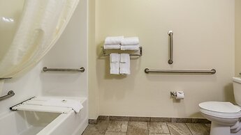 Cobblestone Inn & Suites - Linton