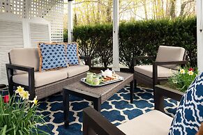 Candleberry Inn on Cape Cod