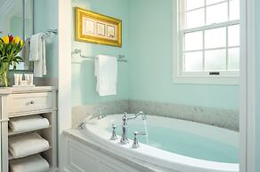 Candleberry Inn on Cape Cod