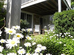 Candleberry Inn on Cape Cod