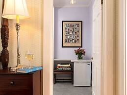 Candleberry Inn on Cape Cod