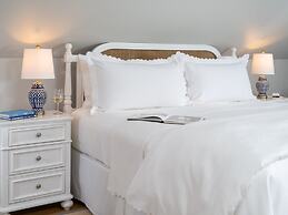 Candleberry Inn on Cape Cod